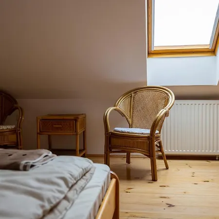 Alojamento de Acomodação e Pequeno-almoço Noble's Panzió és étterem