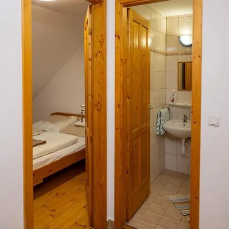 Noble's Panzió és étterem 3*